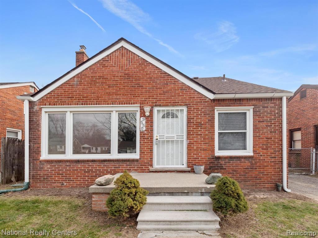 9550 W Pkwy, Detroit, MI 48239 - MLS 2210094843 - Coldwell Banker