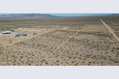 000 W Cielo Rd, Yucca, AZ 86438 - Photo 13