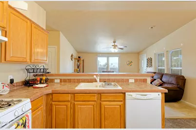 49531 Pearl Ave, Quartzsite, AZ 85346 - Photo 11