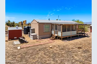 6705 E Red Barrel Rd, Yucca, AZ 86438 - Photo 41