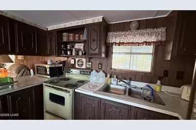 70 N Emelia Ave, Quartzsite, AZ 85346 - Photo 9