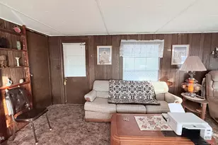 70 N Emelia Ave, Quartzsite, AZ 85346 - Photo 5