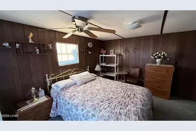 70 N Emelia Ave, Quartzsite, AZ 85346 - Photo 13