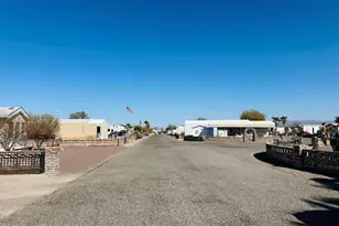 200 N Moon Mountain Ave, Quartzsite, AZ 85346 - Photo 37