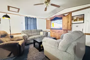 200 N Moon Mountain Ave, Quartzsite, AZ 85346 - Photo 9