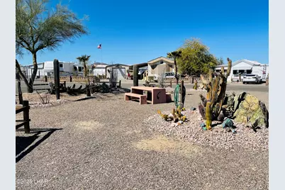 200 N Moon Mountain Ave #18, Quartzsite, AZ 85346 - Photo 41