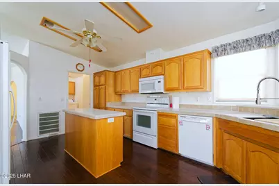 49696 Pearl Ave, Quartzsite, AZ 85346 - Photo 17