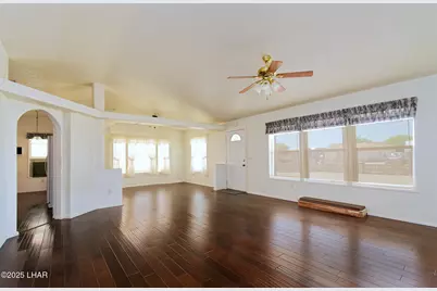 49696 Pearl Ave, Quartzsite, AZ 85346 - Photo 9