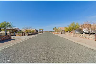 49696 Pearl Ave, Quartzsite, AZ 85346 - Photo 35