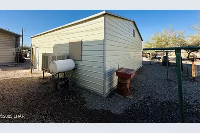 180 Sunrise St, Quartzsite, AZ 85346 - Photo 29