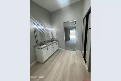 1900Rv On Your Level Lot, Lake Havasu City, AZ 86406 - Photo 17