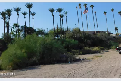 16N/20W Behind Pilot Gateway, Lake Havasu City, AZ 86404 - Photo 3