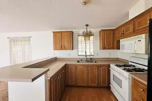 661 Granada Dr, Quartzsite, AZ 85346 - Photo 7