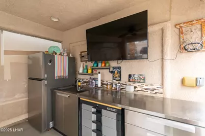 1905 Victoria Farms #12 Rd, Lake Havasu City, AZ 86404 - Photo 9