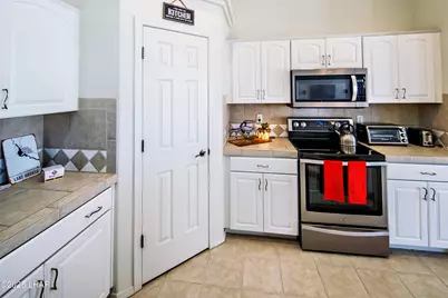 1295 Tanqueray Dr, Lake Havasu City, AZ 86404 - Photo 15