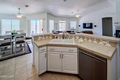 1295 Tanqueray Dr, Lake Havasu City, AZ 86404 - Photo 17