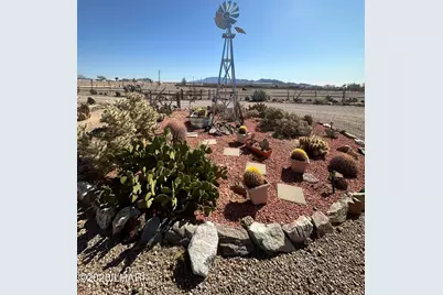 66886 Quail Run Rd, Salome, AZ 85348 - Photo 7