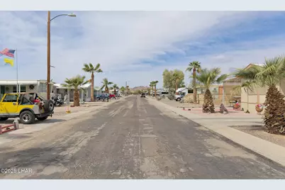 490 N Moon Mountain Ave #14, Quartzsite, AZ 85346 - Photo 33