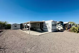 605 Arrowhead Dr, Quartzsite, AZ 85346 - Photo 1