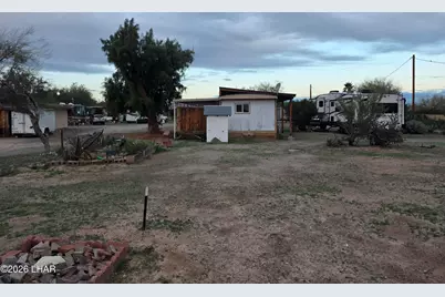 730 N Tesota Ln, Quartzsite, AZ 85346 - Photo 3