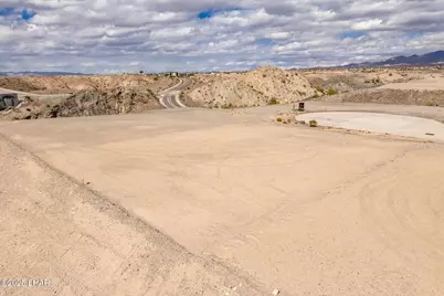 2404 River Rock Ct, Lake Havasu City, AZ 86406 - Photo 13