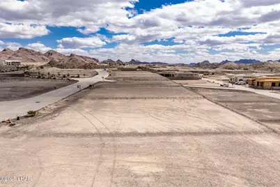 2404 River Rock Ct, Lake Havasu City, AZ 86406 - Photo 7