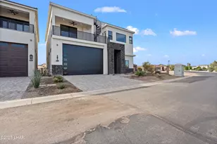 803 Malibu Dr, Lake Havasu City, AZ 86403 - Photo 3