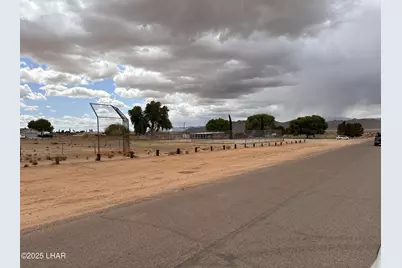 7634 Vista Dr, Kingman, AZ 86401 - Photo 3