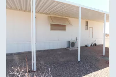 43714 E Hannah Ln, Bouse, AZ 85325 - Photo 47