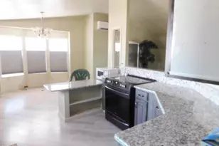 43714 E Hannah Ln, Bouse, AZ 85325 - Photo 11