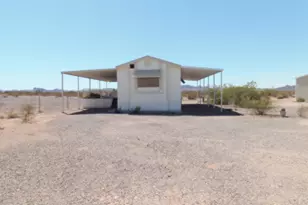 43714 E Hannah Ln, Bouse, AZ 85325 - Photo 33