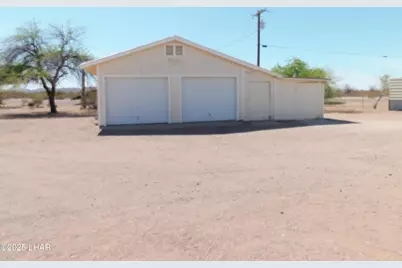 43714 E Hannah Ln, Bouse, AZ 85325 - Photo 5