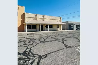 1009 W Arizona Ave, Parker, AZ 85344 - Photo 1
