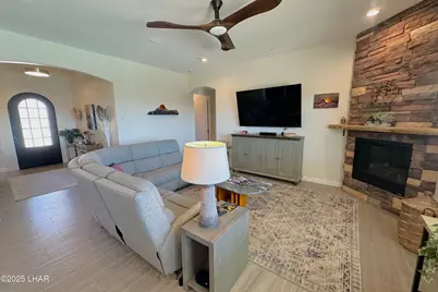 8016 Corte De Las Arboles, Lake Havasu City, AZ 86406 - Photo 9