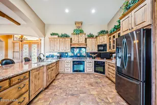 6010 Circula De Hacienda, Lake Havasu City, AZ 86406 - Photo 17