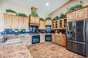 6010 Circula De Hacienda, Lake Havasu City, AZ 86406 - Photo 15