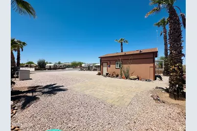 311 N Moon Mountain Ave #56, Quartzsite, AZ 85346 - Photo 3