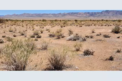 5632 N Ross Dr, Kingman, AZ 86401 - Photo 3