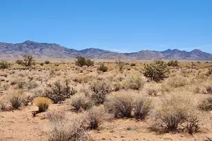 5902 N Ross Dr, Kingman, AZ 86401 - Photo 1