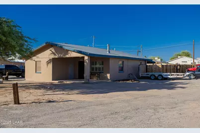 1217 S Palo Verde Ave, Parker, AZ 85344 - Photo 1