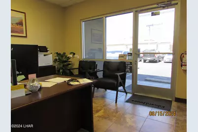 62 S Lake Havasu Ave S #B1, Lake Havasu City, AZ 86403 - Photo 3