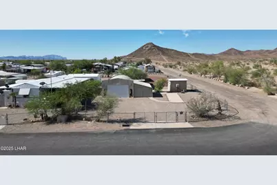 775 W Comanche Dr, Quartzsite, AZ 85346 - Photo 1