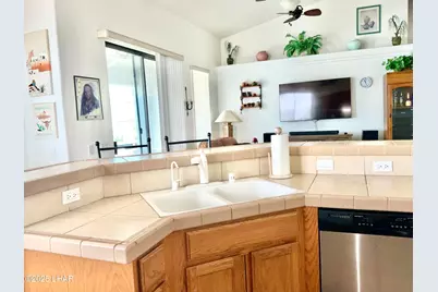 2439 Dawn Dr, Lake Havasu City, AZ 86404 - Photo 17