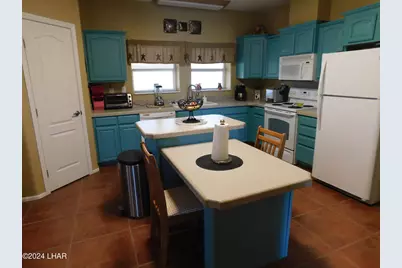 1435 N Moon Mountain Ave, Quartzsite, AZ 85346 - Photo 11