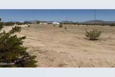 33909 Largo Ln, Salome, AZ 85348 - Photo 27