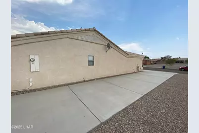 2815 Bluewater Drive #102, Lake Havasu City, AZ 86404 - Photo 7