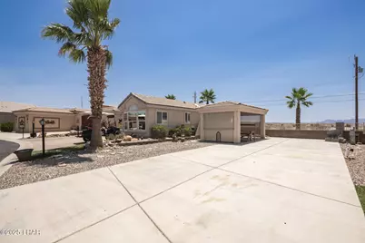 1905 Victoria Farms Rd. #82, Lake Havasu City, AZ 86404 - Photo 7