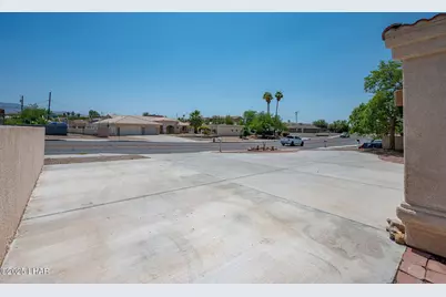 273 Acoma Blvd N, Lake Havasu City, AZ 86403 - Photo 11
