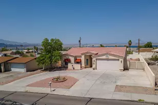 273 Acoma Blvd N, Lake Havasu City, AZ 86403 - Photo 3