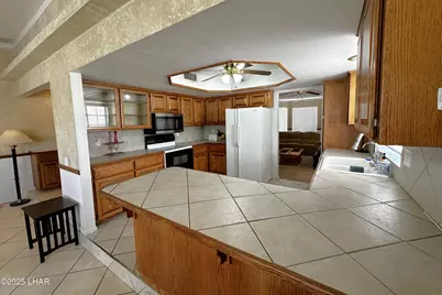 670 Avenida Laredo, Lake Havasu City, AZ 86406 - Photo 17